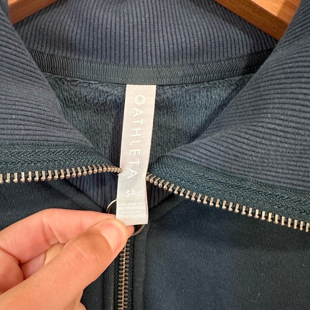 Athleta 1/4 Zip Funnel Neck Cozy Karma Sweatshirt Women Small Petite Nordic Teal - Picture 5 of 8